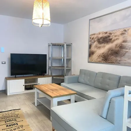 Apartment Teed Pool & By Alezzi