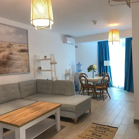 Apartment Teed Pool & By Alezzi *